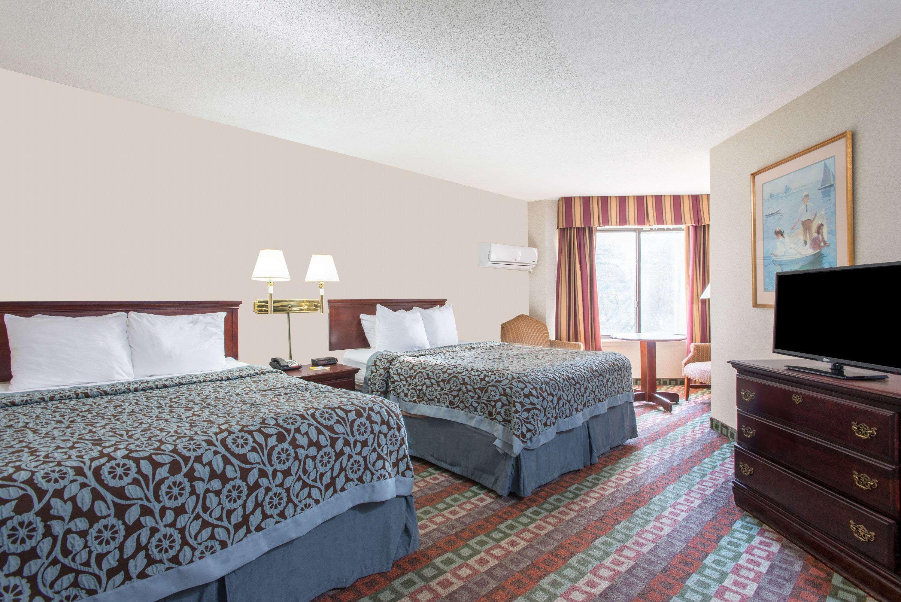 Spark By Hilton Mystic Groton Exterior photo