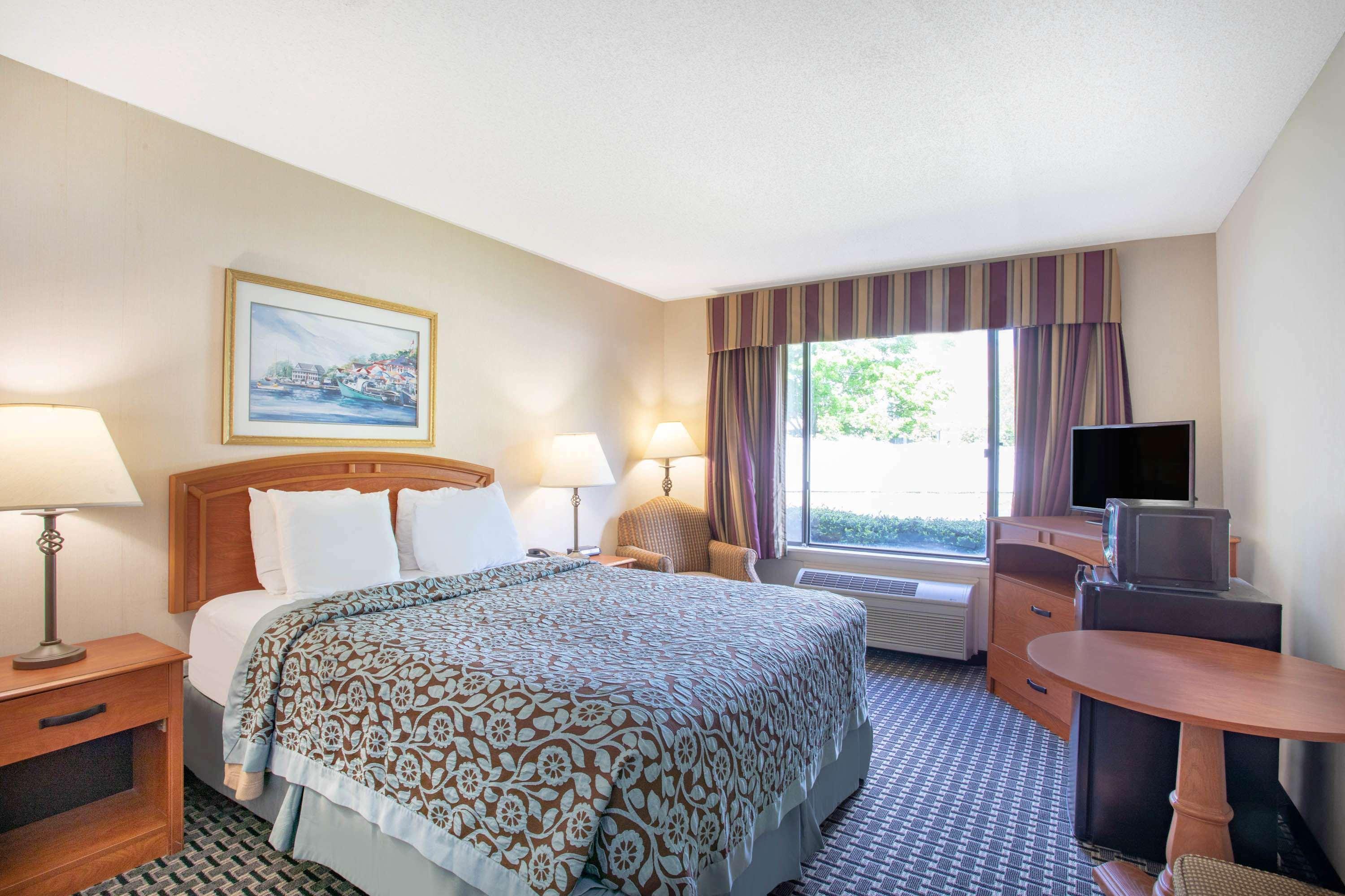 Spark By Hilton Mystic Groton Exterior photo