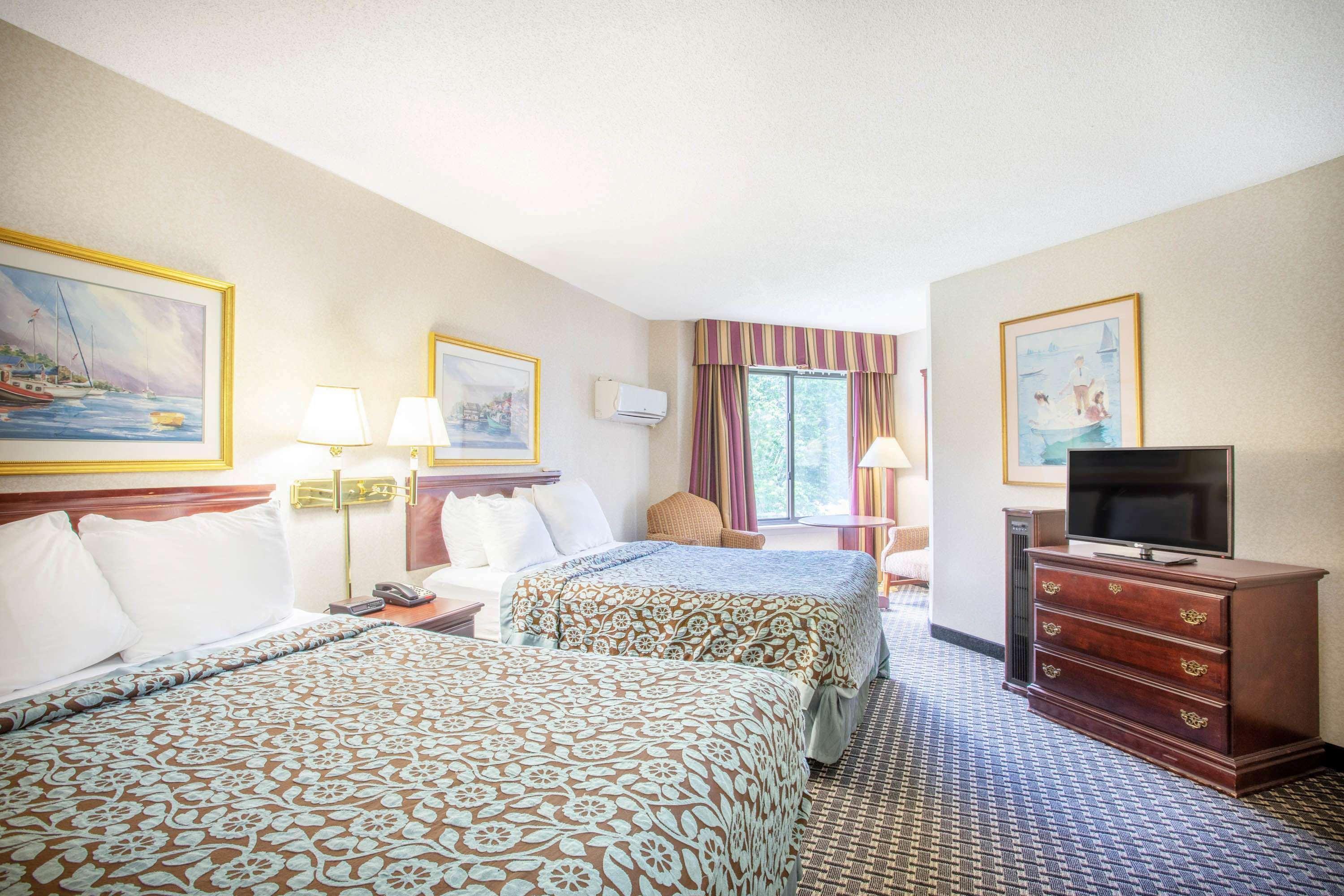 Spark By Hilton Mystic Groton Exterior photo