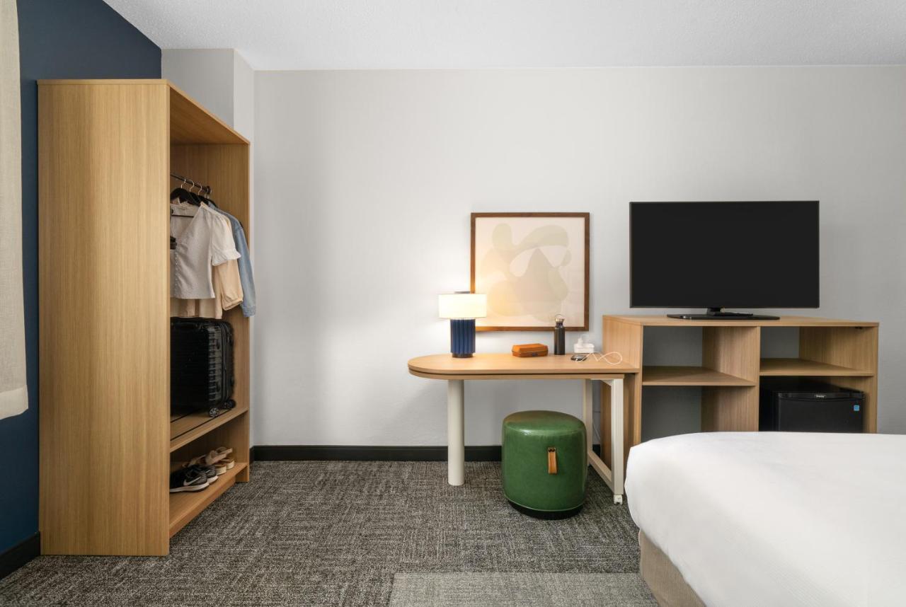 Spark By Hilton Mystic Groton Exterior photo