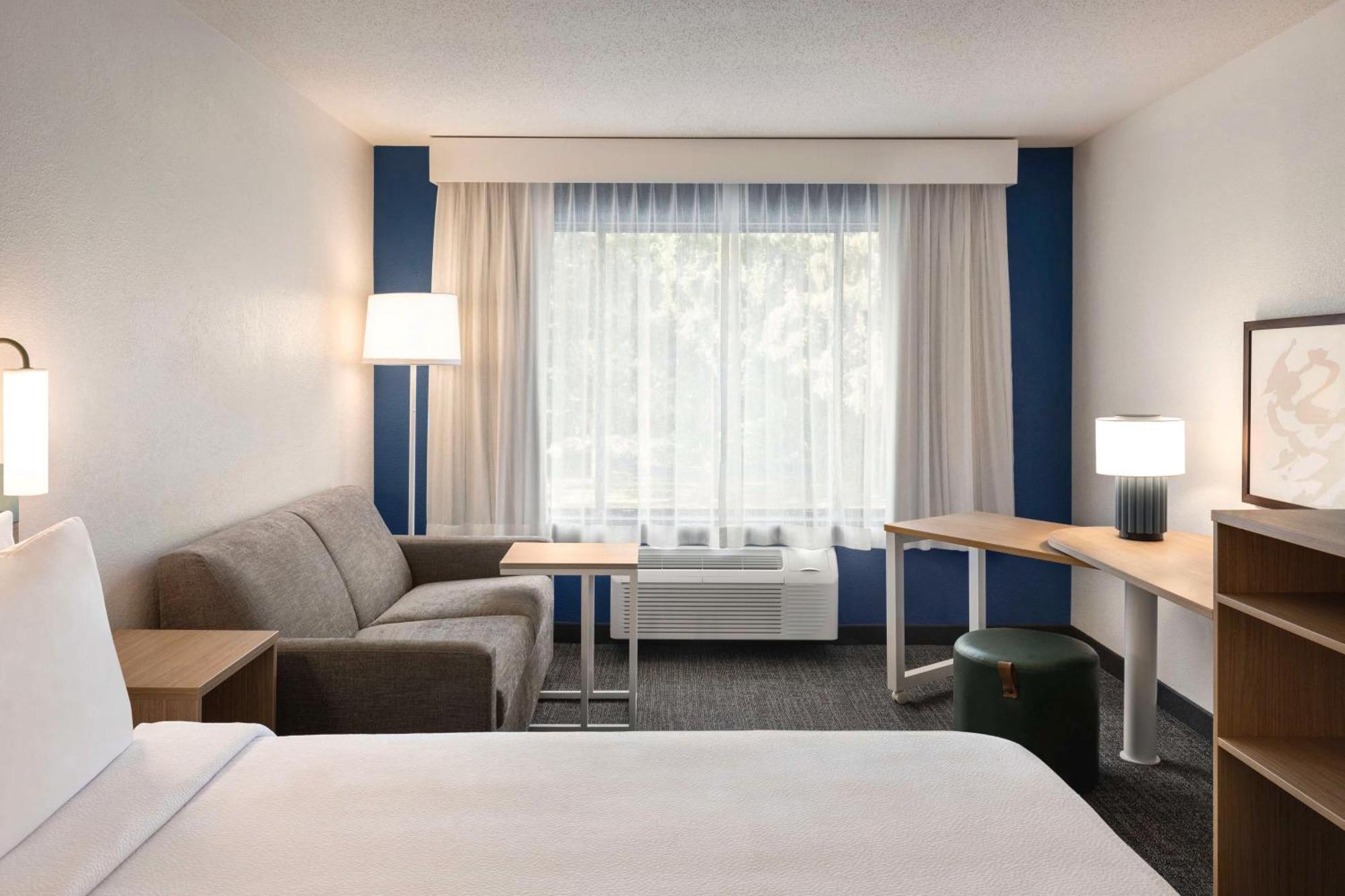 Spark By Hilton Mystic Groton Exterior photo